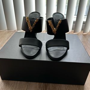 Versace Heel Sandal Black & Gold